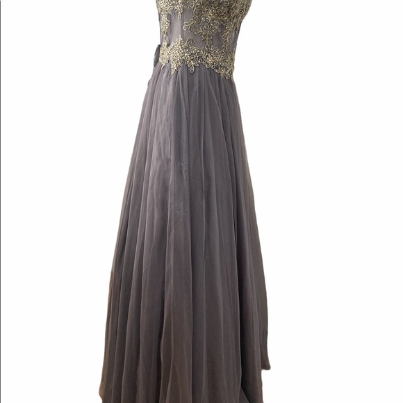 Gray Embellished Tulle Size 9 Gown - Picture 5 of 10